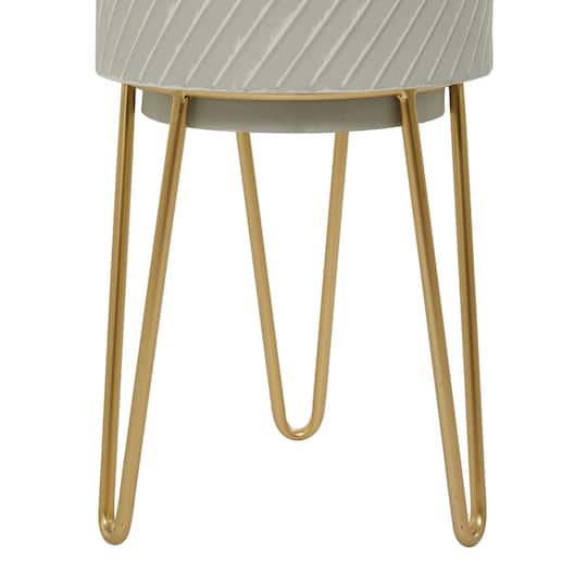 White Metal Modern Planter Set